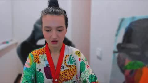 Snapshot of lililaluna chatting on January 12, 2025, 3:46 pm             ...  online show from January 12, 2025, 3:46 pm