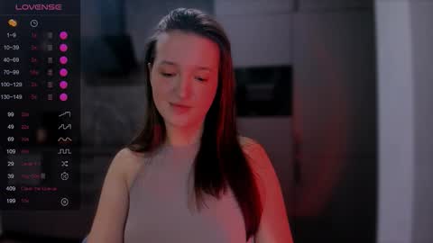 Snapshot of lililaluna chatting on December 1, 2025, 4:45 pm ... online show from December 1, 2025, 4:45 pm