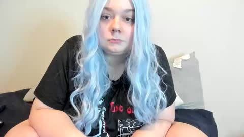 Lili Marie online show from October 21, 2025, 4:46 am