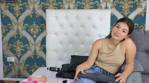 lilimini online show from December 26, 2024, 10:41 pm