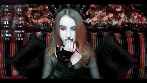 lilit_el_ online show from October 29, 2025, 10:11 pm