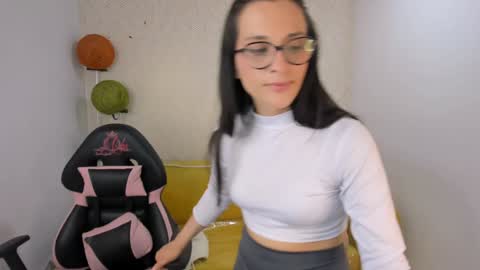 Leidy online show from December 27, 2024, 10:37 pm