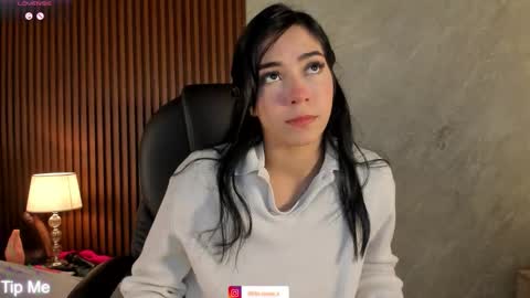 Snapshot of lilith__rosse chatting on October 17, 2025, 12:41 pm Lilith Rosse online show from October 17, 2025, 12:41 pm
