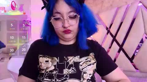   online show from October 13, 2025, 8:42 pm