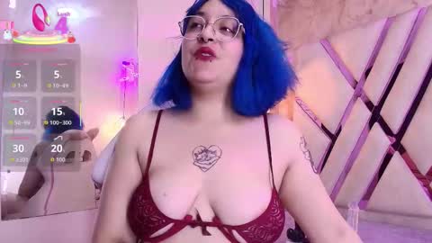   online show from October 14, 2025, 8:20 pm