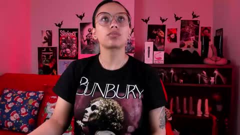 MISTRESS LILITH online show from December 17, 2025, 2:12 pm