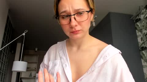 lilith online show from April 9, 2026, 1:49 pm