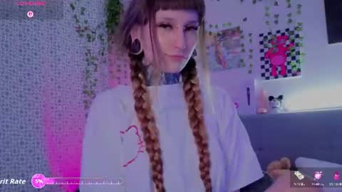 lilith_poison online show from July 16, 2026, 9:10 pm
