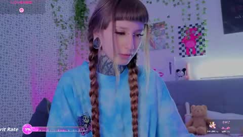 lilith_poison online show from July 18, 2026, 9:07 pm