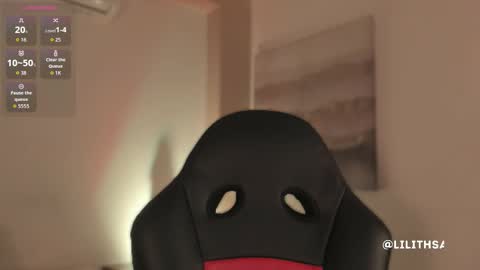 lilith_sage_ online show from November 18, 2025, 11:47 am