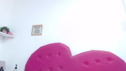 Lilith Smith online show from March 2, 2025, 9:10 am