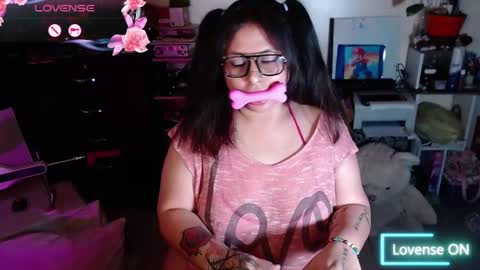 Snapshot of lilith_tyler chatting on November 14, 2025, 5:28 am lilith_tyler online show from November 14, 2025, 5:28 am