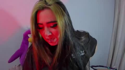 Lilith online show from November 21, 2025, 5:06 am