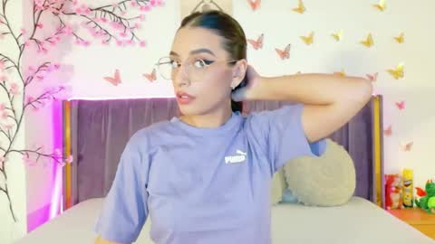 Lily online show from May 18, 2026, 9:48 am