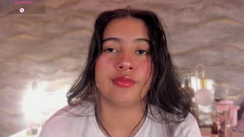 lilithcb_ online show from November 26, 2025, 9:16 pm