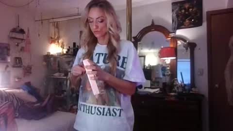 Snapshot of lilithohfish chatting on January 5, 2026, 9:29 pm Lilithohfish online show from January 5, 2026, 9:29 pm