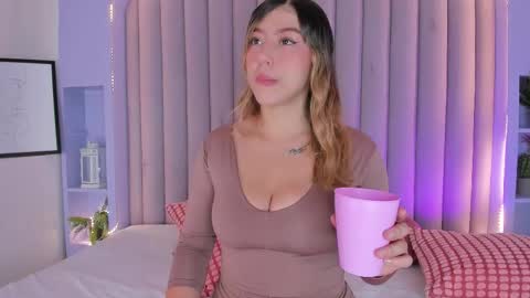 lilithsmith__ online show from November 19, 2025, 11:43 am