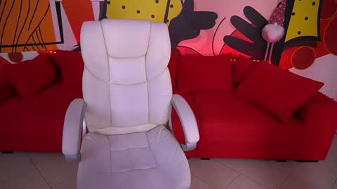 Liliya online show from December 27, 2024, 9:43 pm