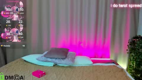 LILY online show from October 17, 2025, 2:04 am