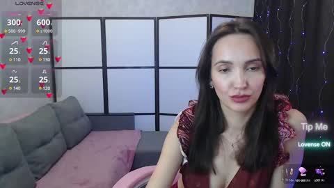 Lillian online show from February 28, 2025, 11:47 am
