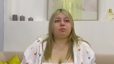 Snapshot of lillianhaig chatting on December 22, 2024, 6:59 pm LillianHaig online show from December 22, 2024, 6:59 pm