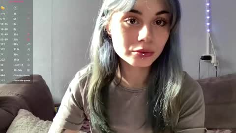 Snapshot of lillianhusk chatting on April 25, 2026, 12:30 pm Amelia online show from April 25, 2026, 12:30 pm