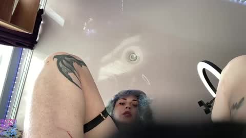 Snapshot of lillianhusk chatting on May 3, 2026, 10:21 am Amelia online show from May 3, 2026, 10:21 am