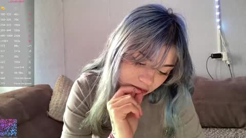 Snapshot of lillianhusk chatting on May 5, 2026, 12:24 pm Amelia online show from May 5, 2026, 12:24 pm