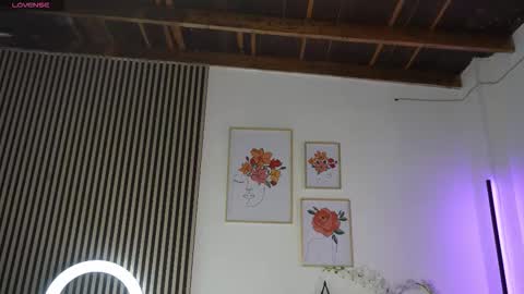 Sofia online show from October 19, 2025, 1:01 pm