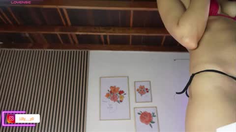 Snapshot of lilly_dollss chatting on February 15, 2026, 1:09 pm Sofia online show from February 15, 2026, 1:09 pm