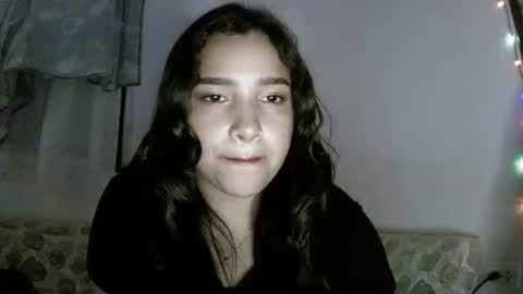 Snapshot of lilly_ocean22 chatting on December 14, 2025, 7:03 am Sey - Lilly online show from December 14, 2025, 7:03 am