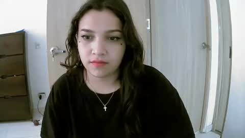 Snapshot of lilly_ocean22 chatting on February 19, 2026, 3:41 pm Sey - Lilly online show from February 19, 2026, 3:41 pm