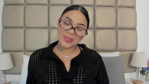 Snapshot of lilly_williamss chatting on June 13, 2026, 3:48 am Lilly online show from June 13, 2026, 3:48 am