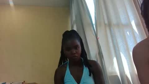 Snapshot of lillylee112 chatting on May 7, 2026, 9:03 am lillylee112 online show from May 7, 2026, 9:03 am