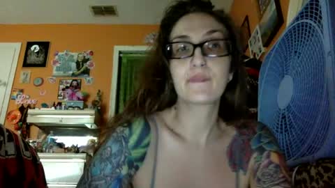Snapshot of lillylushabae chatting on July 20, 2026, 7:16 pm hi guys im back on here 3 online show from July 20, 2026, 7:16 pm