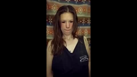 Snapshot of lilmissscorpi0 chatting on May 19, 2026, 8:31 am lilmissscorpi0 online show from May 19, 2026, 8:31 am