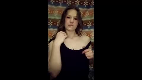 Snapshot of lilmissscorpi0 chatting on May 25, 2026, 6:52 am lilmissscorpi0 online show from May 25, 2026, 6:52 am