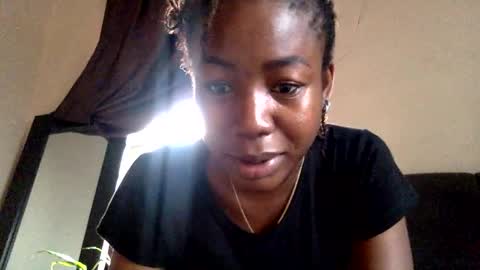 Juicycoochie online show from December 1, 2025, 6:07 am