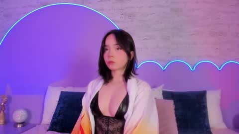 Lilou online show from September 18, 2025, 11:56 am