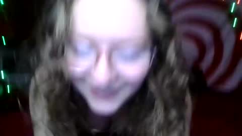 Snapshot of lilpies chatting on February 13, 2025, 4:54 am LilPies online show from February 13, 2025, 4:54 am