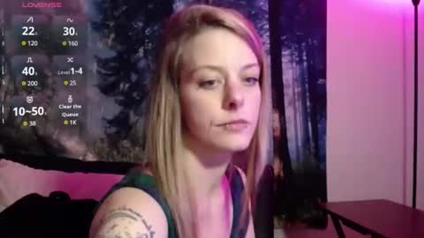 Luna online show from May 25, 2026, 4:07 am
