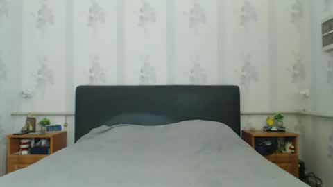 lilu_cute25 online show from October 21, 2025, 9:15 pm