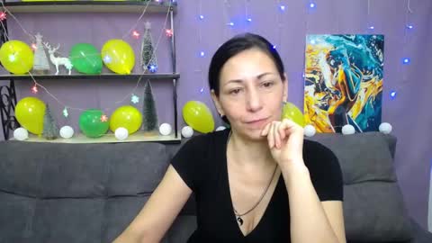 Snapshot of lilugrants chatting on January 12, 2025, 7:10 pm lilugrants online show from January 12, 2025, 7:10 pm
