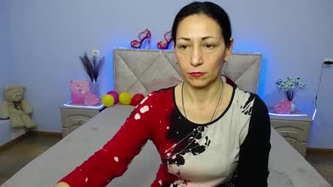 Snapshot of lilugrants chatting on January 22, 2025, 7:25 am lilugrants online show from January 22, 2025, 7:25 am