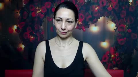 Snapshot of lilugrants chatting on February 18, 2025, 7:19 pm lilugrants online show from February 18, 2025, 7:19 pm