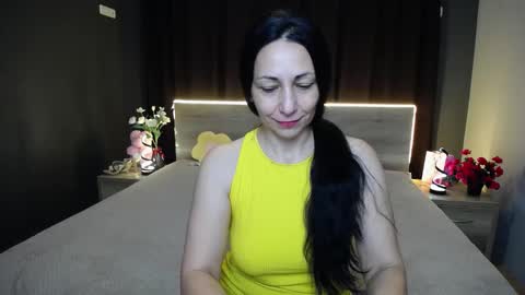 lilugrants online show from November 18, 2025, 7:18 pm