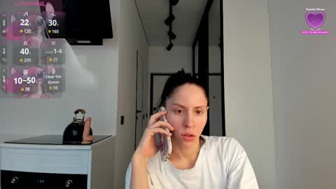 LILY online show from February 13, 2025, 11:50 am