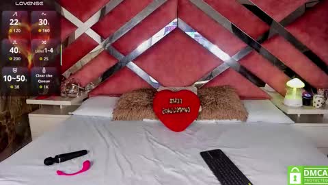 Lily online show from February 25, 2026, 9:13 pm