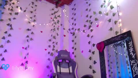 Fansly LilyBunny- help me reach 50 thumbs up online show from February 24, 2025, 7:41 pm
