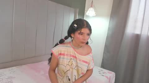 Snapshot of lily_cherry0 chatting on March 7, 2025, 1:40 pm lily_cherry0 online show from March 7, 2025, 1:40 pm